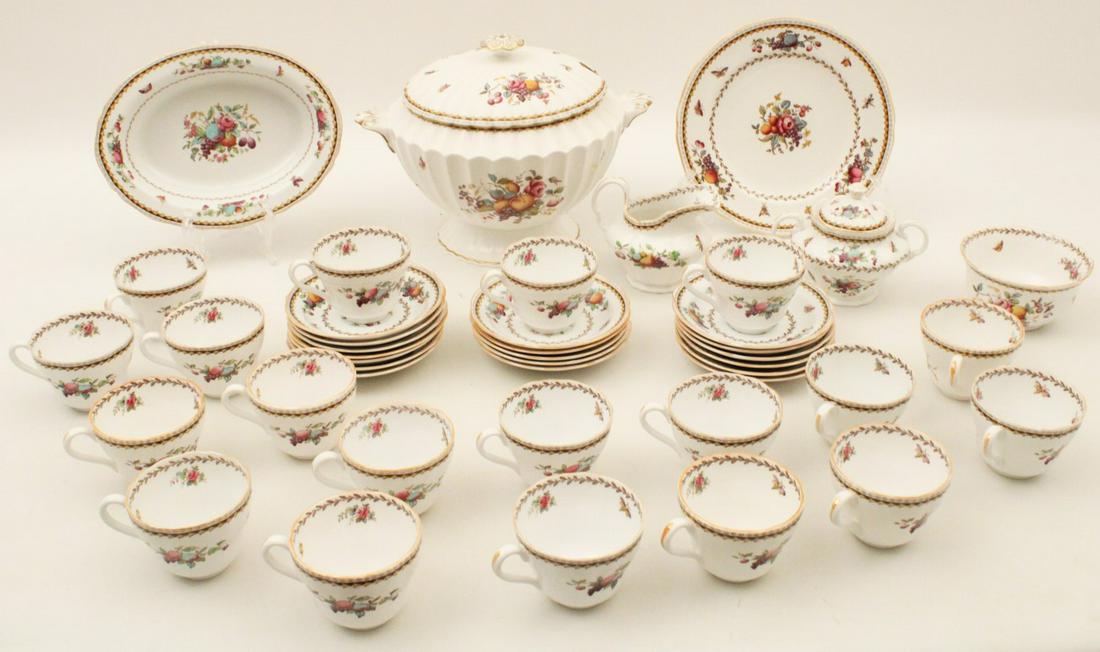 44 PIECE SET OF HARVEST ROSE BY SPODE: 44 PIECE SET OF HARVEST ROSE BY SPODE INCLUDING COVERED TUREEN, CREAM, SUGAR, TWO SERVING PLATES, 20 CUPS, AND 18 SAUCERS; PLATE 9.5" DIAMETER