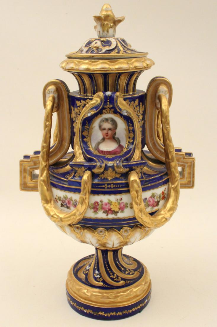 FINE FRENCH COMMISSIONED COBALT GROUND SERVES VASE: FINE FRENCH COMMISSIONED COBALT GROUND SERVES VASE HAVE INTERLOCKING "L'S", ENCOMPASSING LETTERS "LF", AND GOLD CORONET OVER LETTERS "JC"; 13"H X 7.5"W