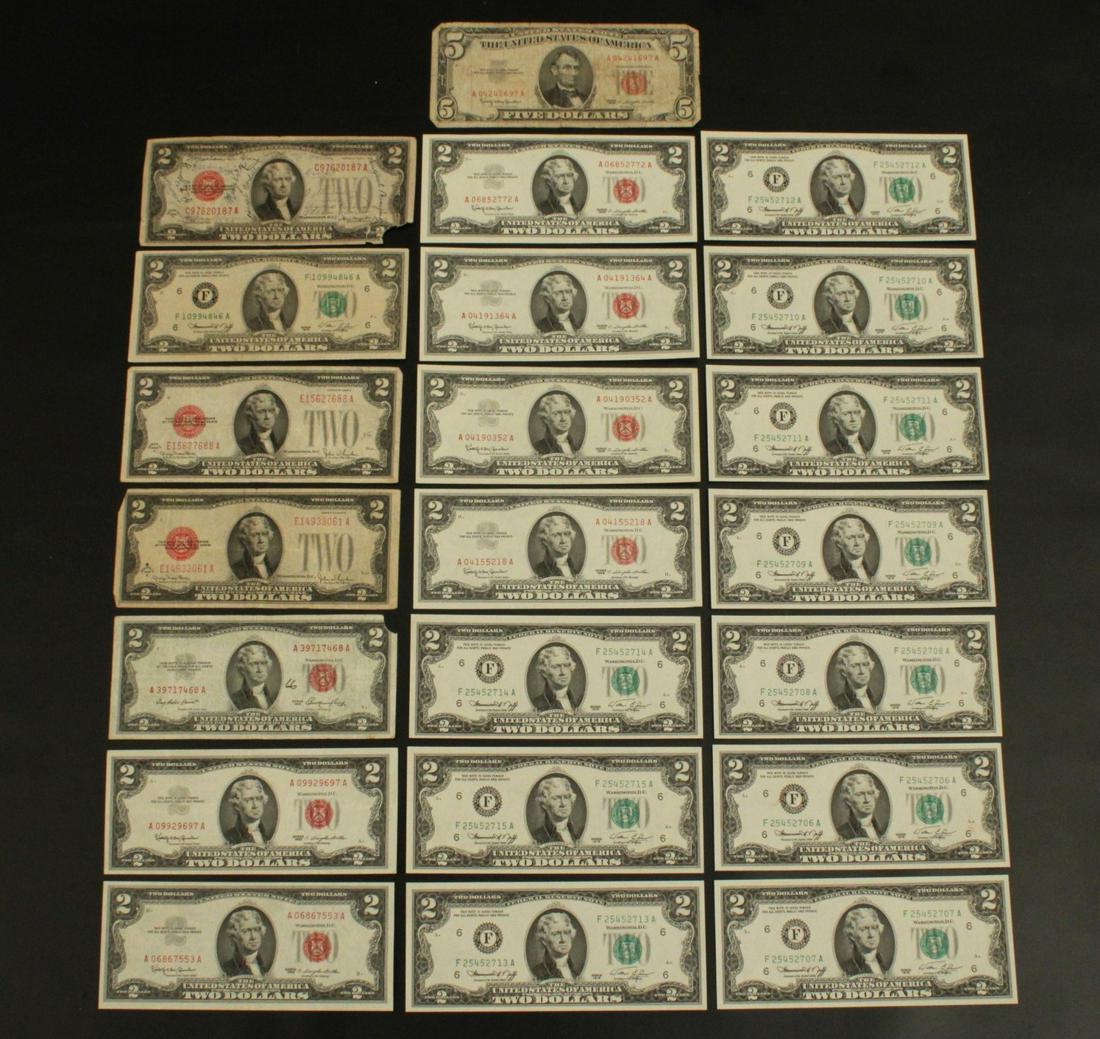 MISC. LOT OF AMERICAN PAPER MONEY: MISC. LOT OF AMERICAN PAPER MONEY INCLUDING 11-1976 UNCIRCULATED $2 DOLLAR BILLS, 6-1963 $2 DOLLAR BILLS, 1-1953 $2 DOLLAR BILLS, 1-1928G $2 DOLLAR BILLS, 1-1928D $2 DOLLAR BILLS, 1-1963 $5 DOLLAR BIL