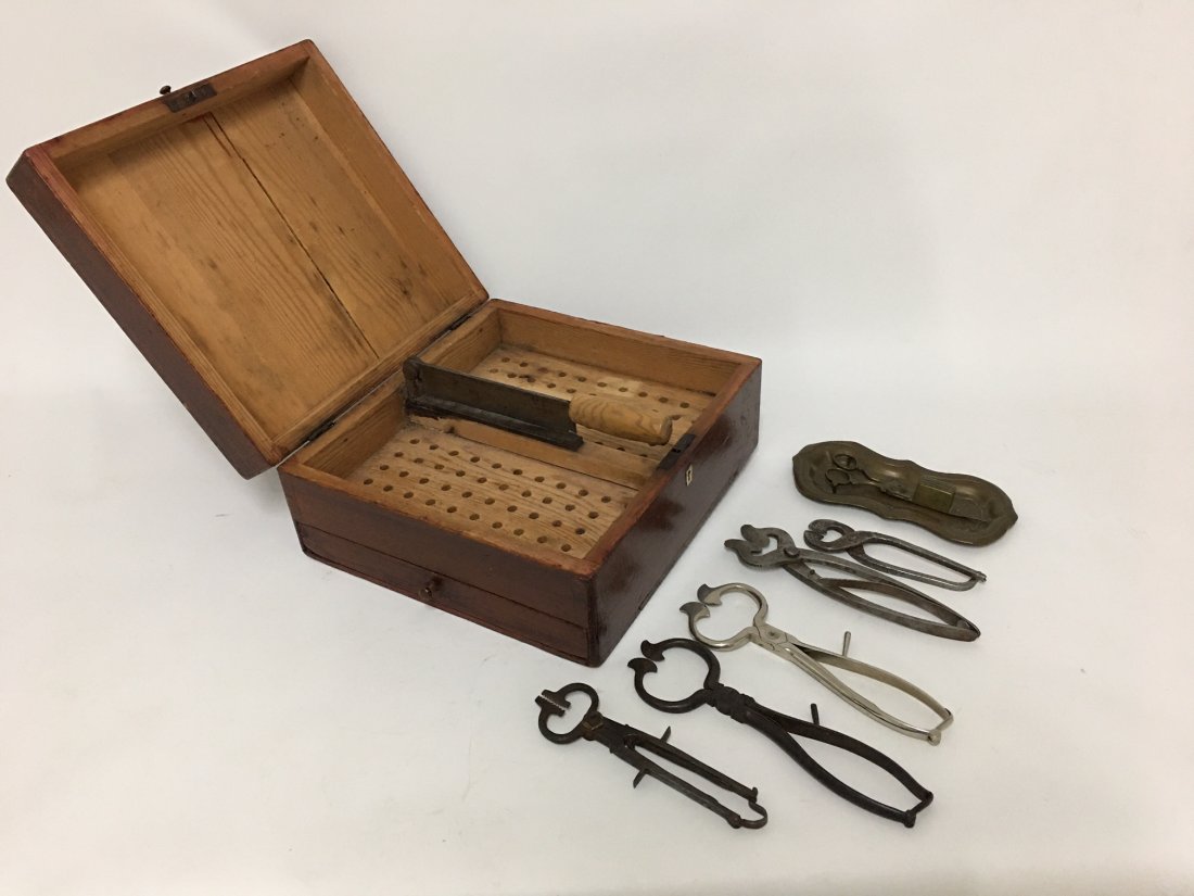 SUGAR CUTTER IN PINE BOX AND RELATED HAND TOOLS (1 of 4)