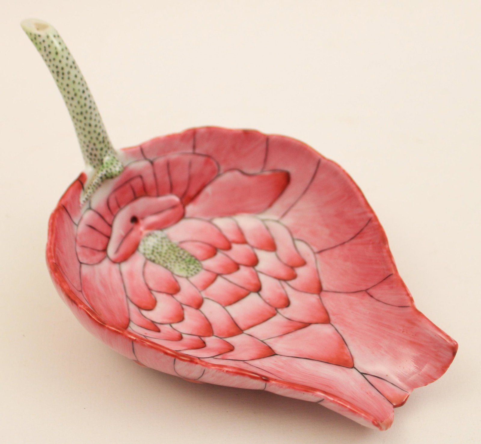UNUSUAL CHINESE LOTUS FLOWER LEAF VESSEL (1 of 4)