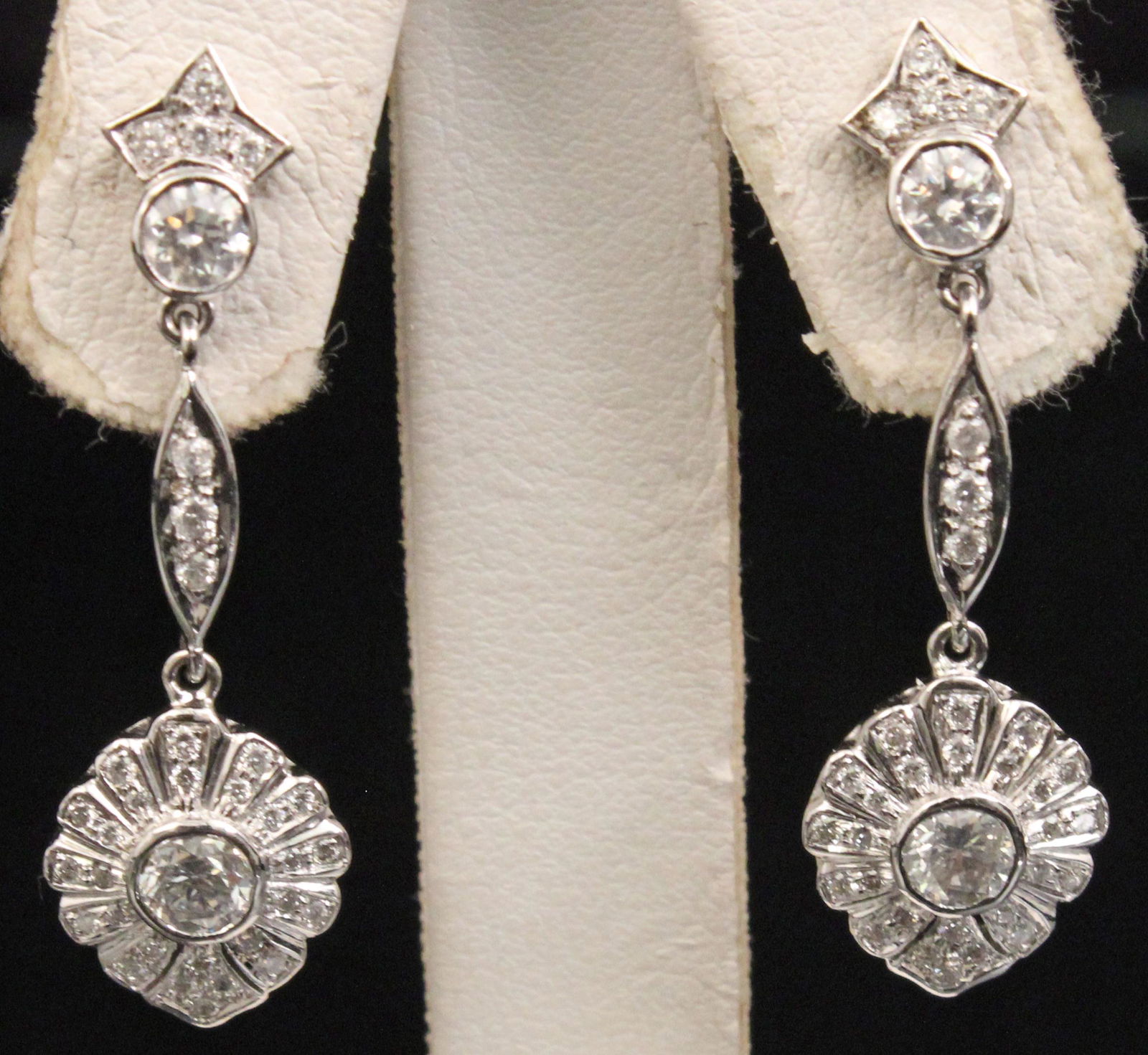 PR OF 18K WHITE GOLD DIAMOND DROP EARRINGS (1 of 1)