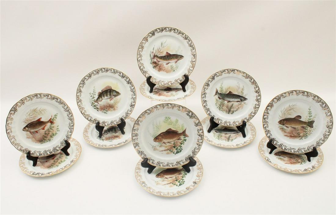 12 PC. FRENCH LIMOGES PORCELAIN FISH SERVICE (1 of 5)