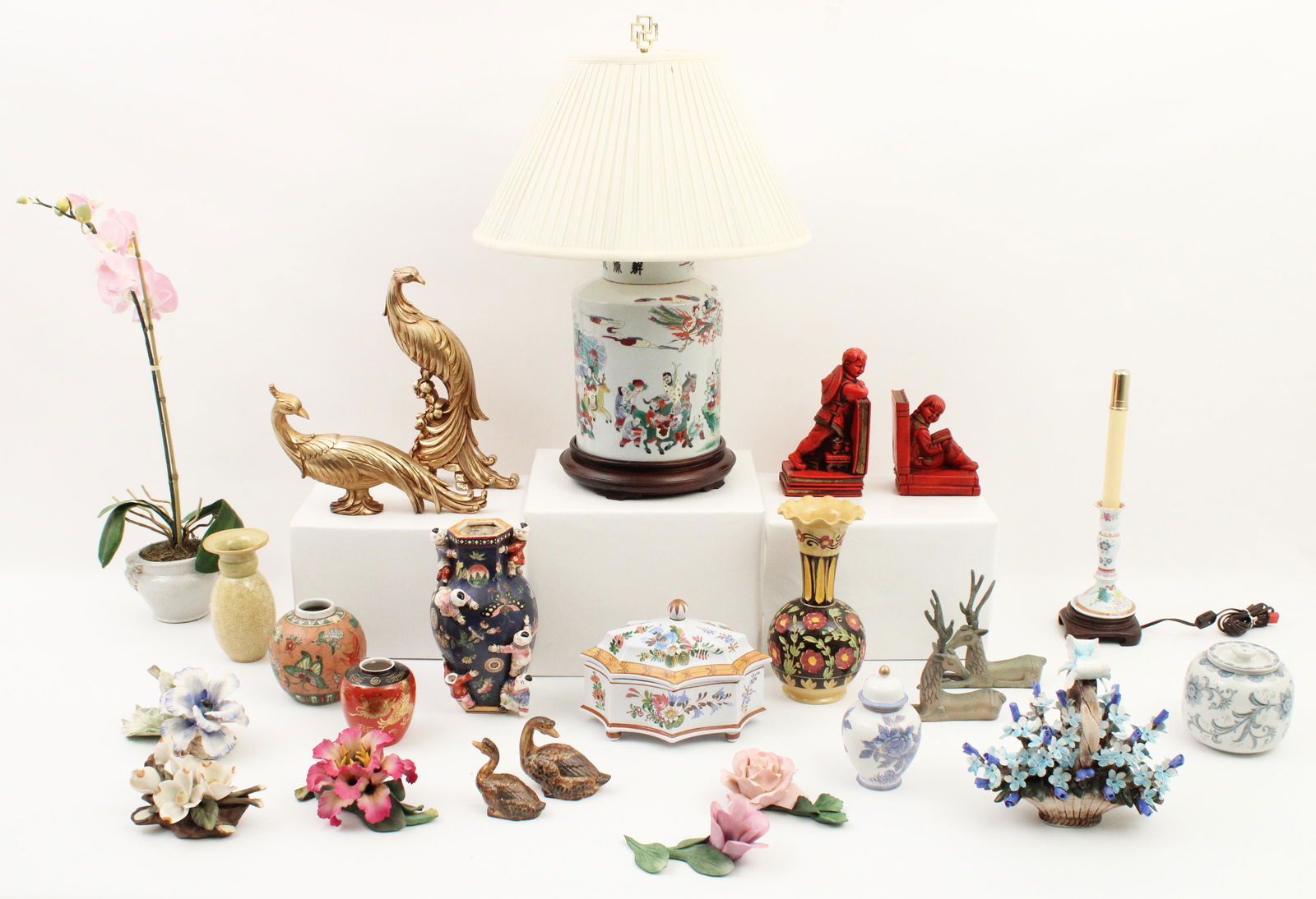 Group lot of decorative oriental arts (1 of 7)