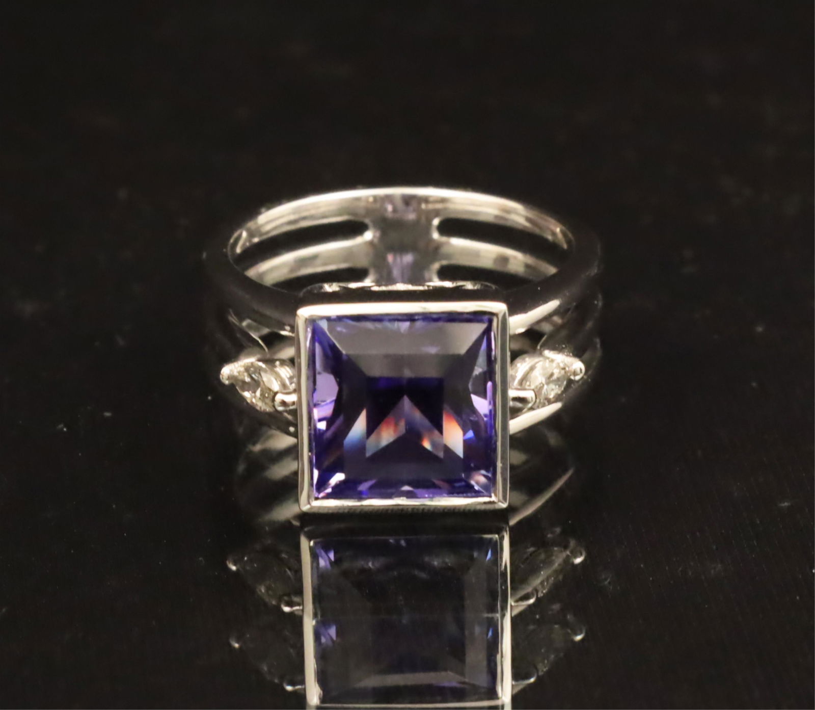 14K Lady's Tanzanite and Diamond Ring (1 of 3)