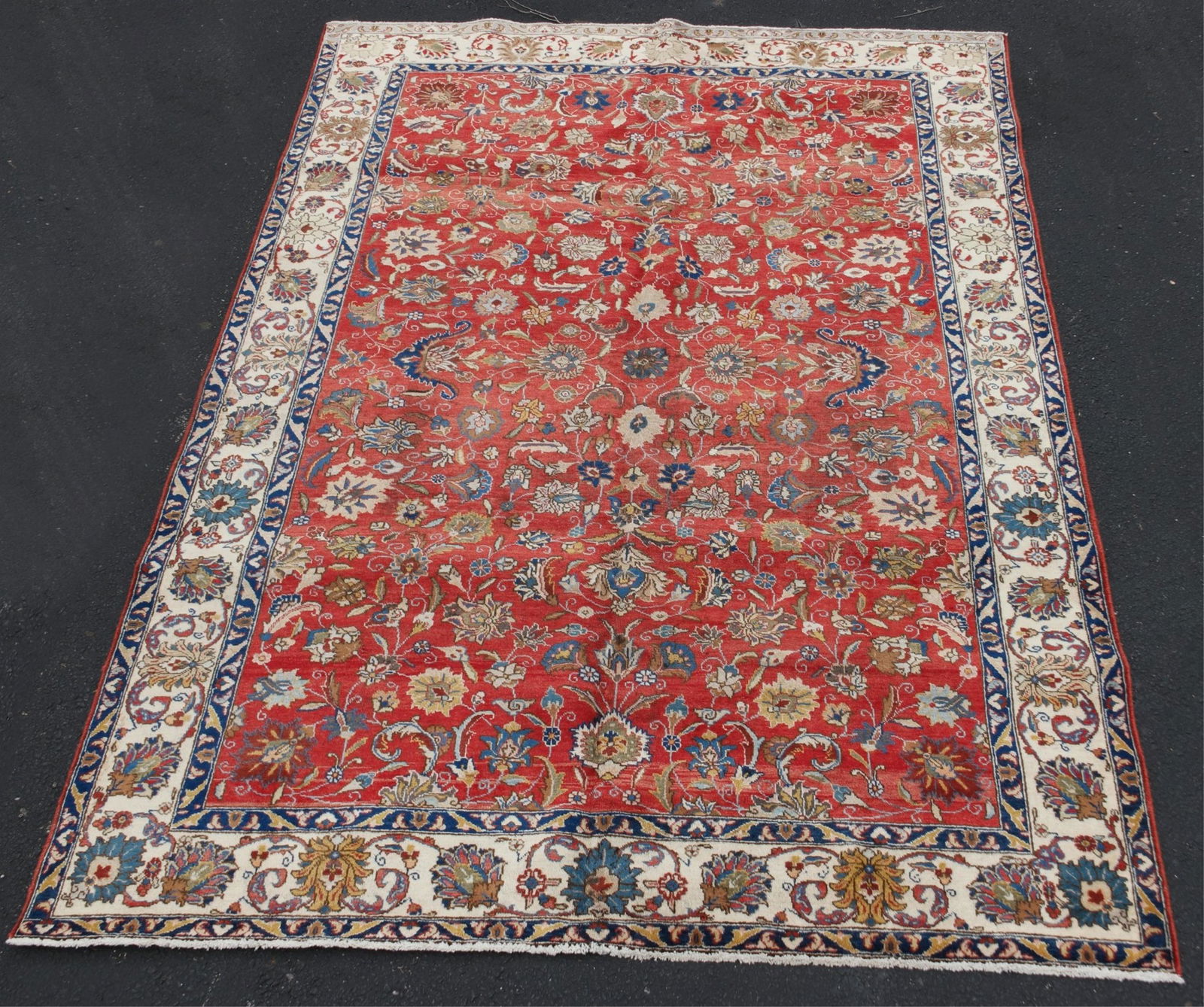 Oriental Rug 6'10" X 10'6" Tabriz (1 of 2)