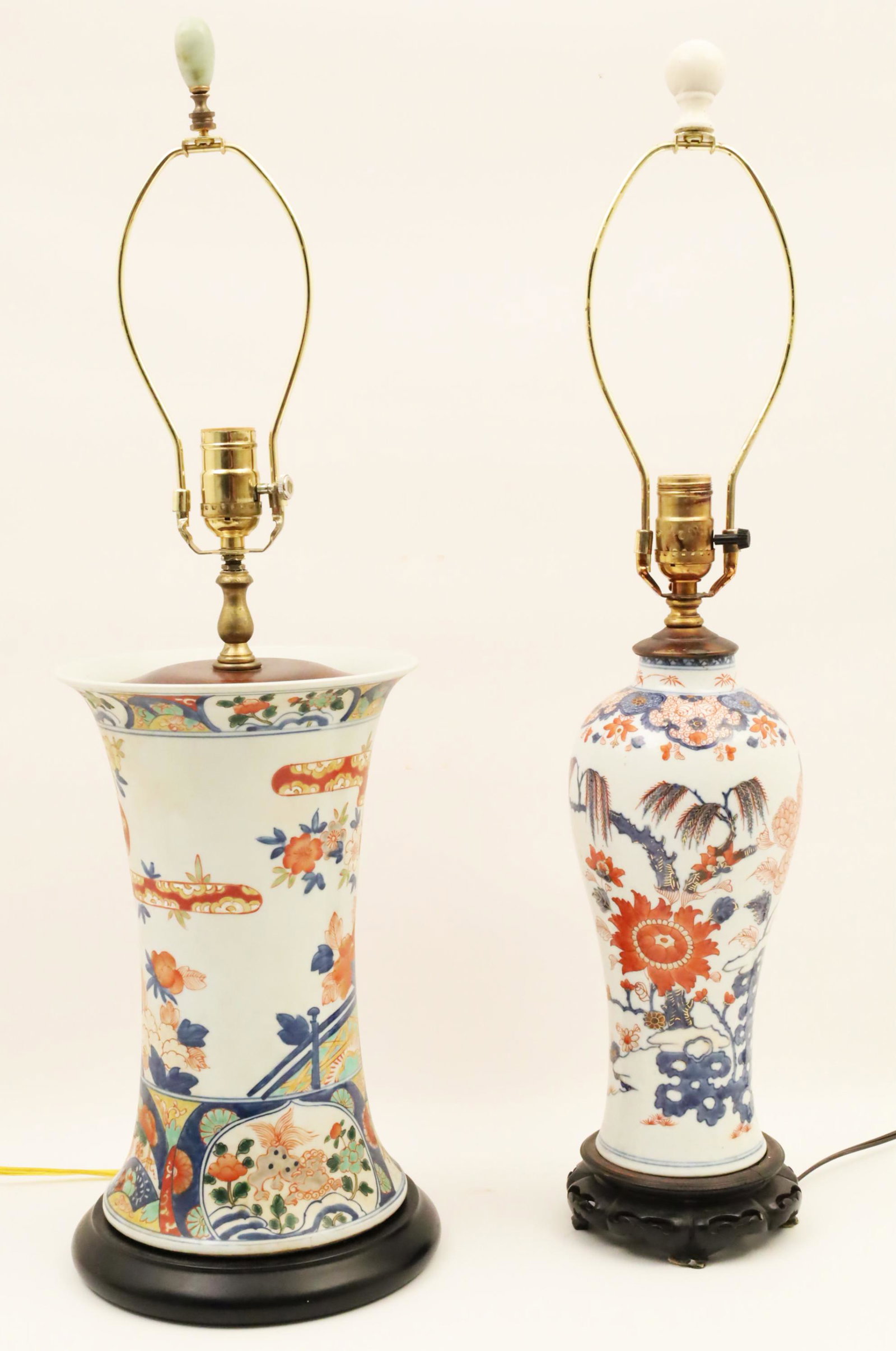 2 Pieces of Japanese Imari Porcelain (1 of 5)