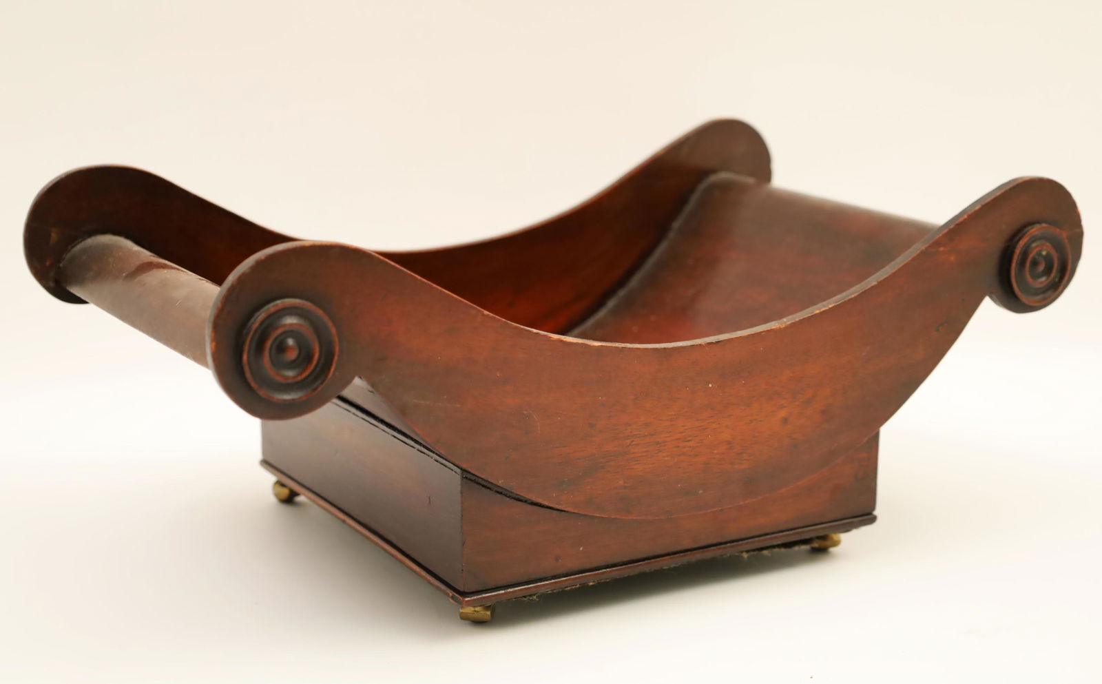 Regency Mahogany Cheese Wheel Waiter (1 of 4)