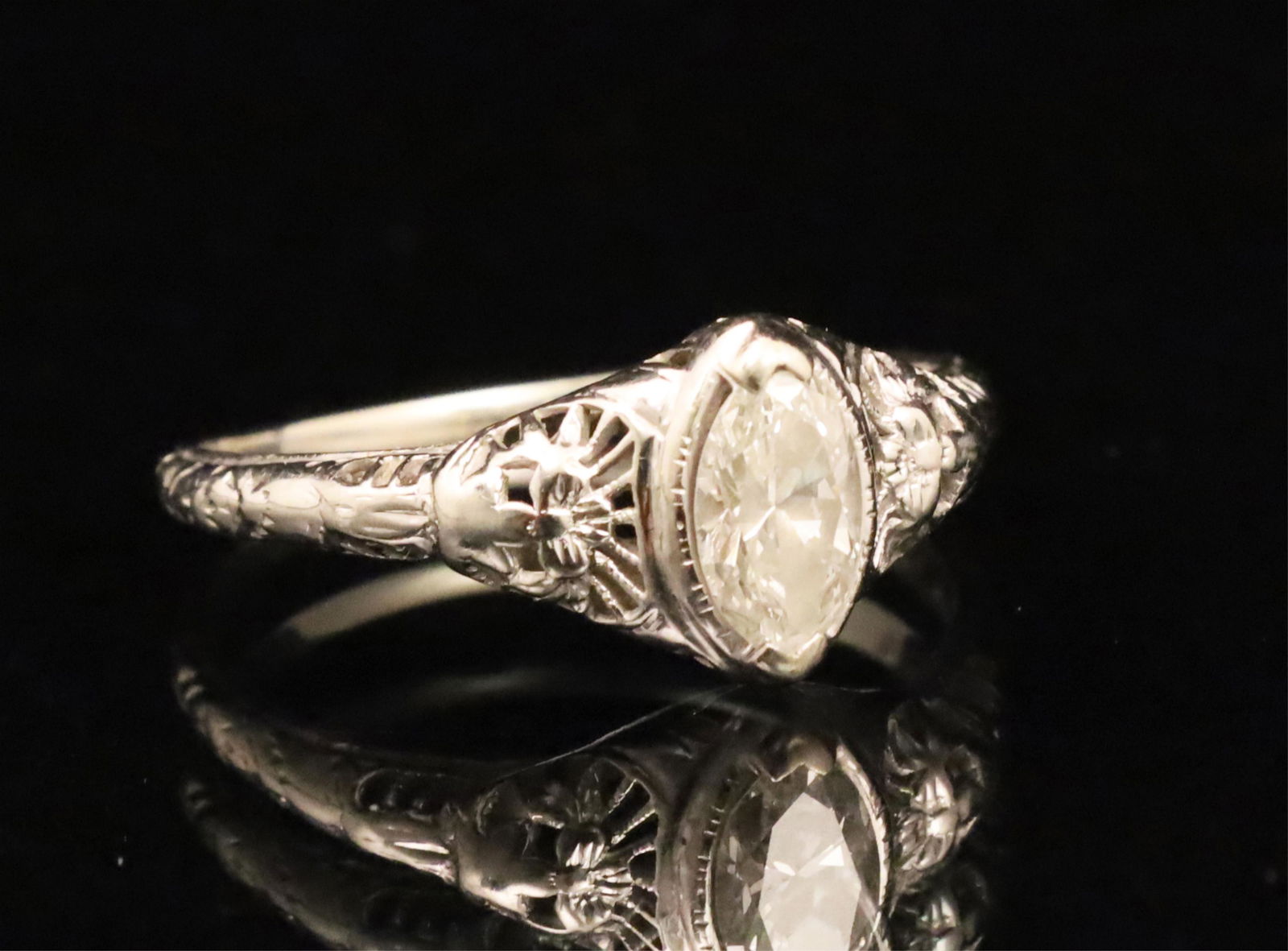 Antique Platinum and Diamond Lady’s ring (1 of 3)