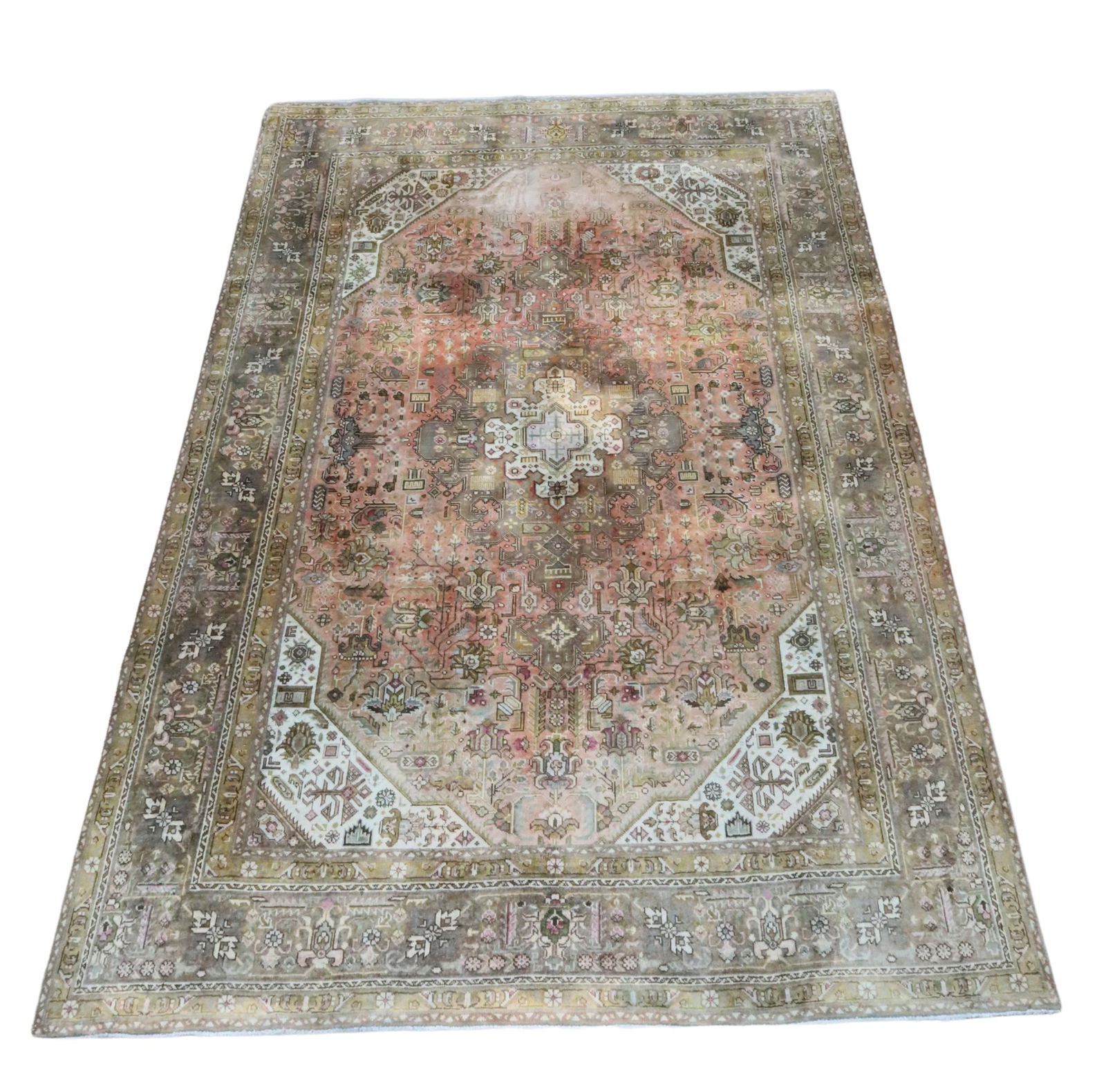 ORIENTAL RUG 6'8" X 9'8" TABRIZ (1 of 2)