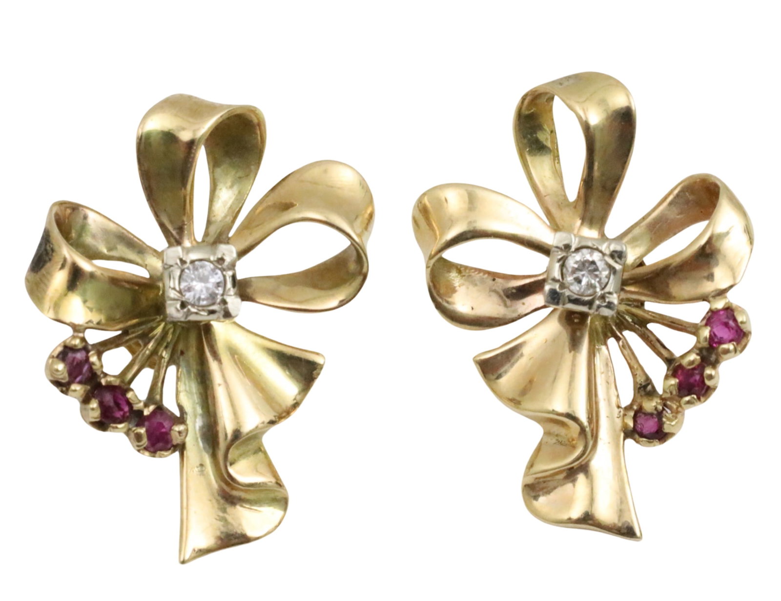 PR OF 14K RIBBON FLORAL DESIGN EARRINGS: Pair of 14K ribbon floral desIgn earrings having diamond centers adorned with 3 garnet pistils; 8.8 grams total weight - PLEASE NOTE: All invoices over $1,000 must be paid via expedited secure wire tr