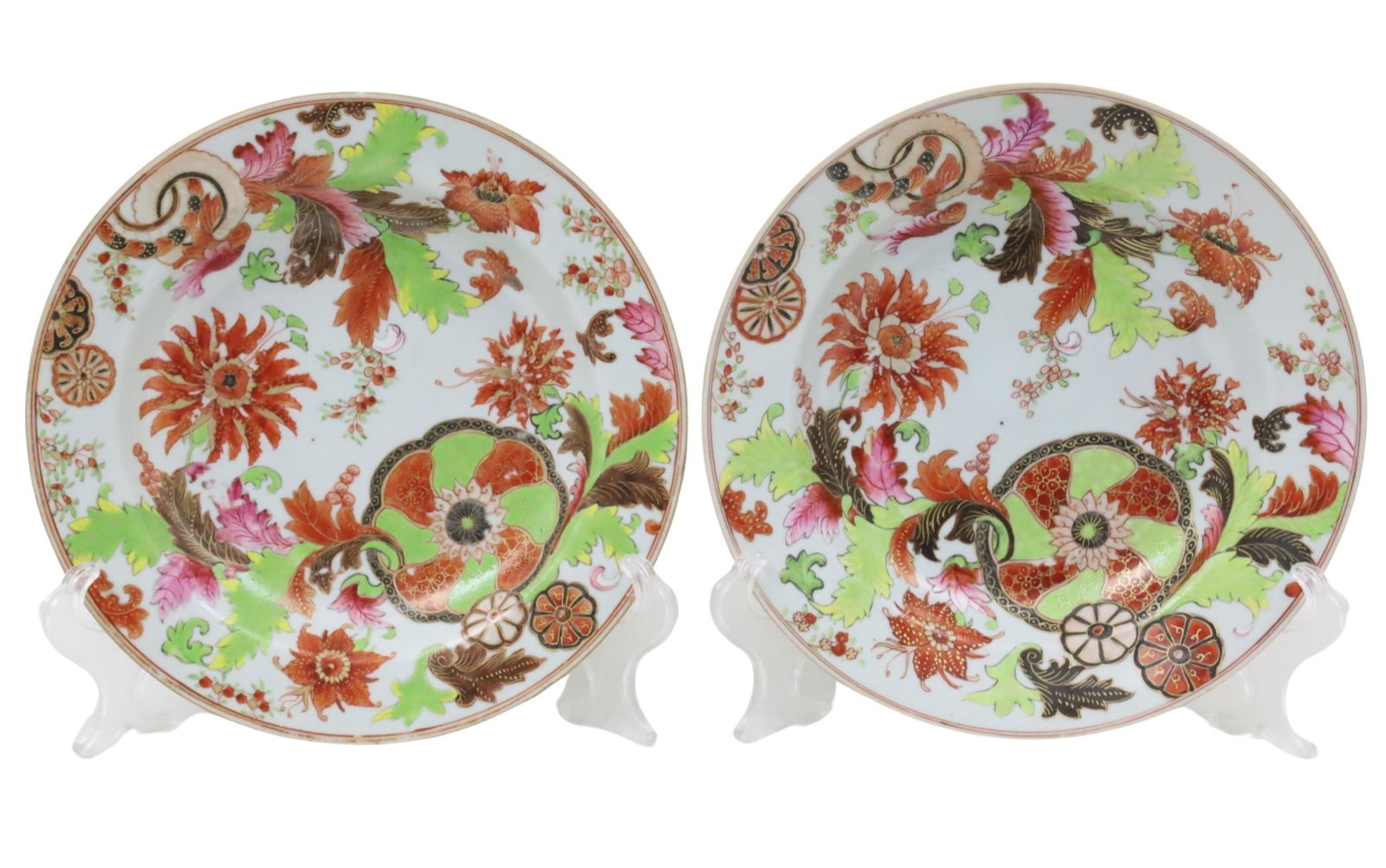 PAIR CHINESE TOBACCO LEAF PORCELAIN PLATES (1 of 3)