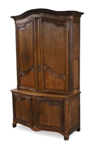 LOUIS XV STYLE OAK BUFFET DUEX CORPS