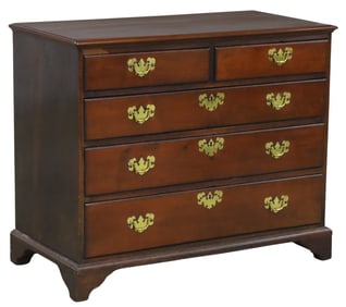 GEORGIAN MAHOGANY CHEST OF DRAWERS