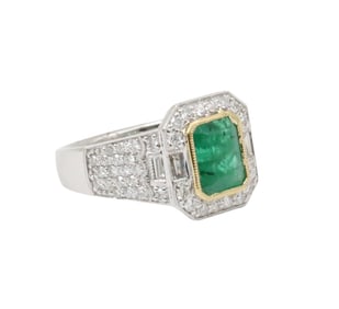 18K EMERALD AND DIAMOND RING