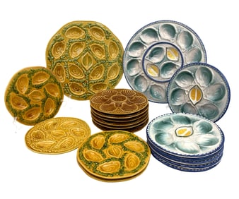 25 FRENCH FAIENCE OYSTER PLATES