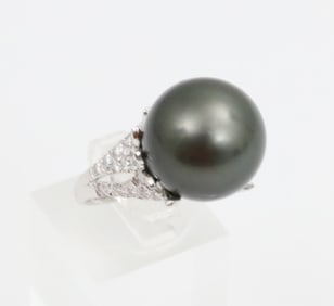 SOUTH SEA PEARL DIAMOND PLATINUM RING, GIA