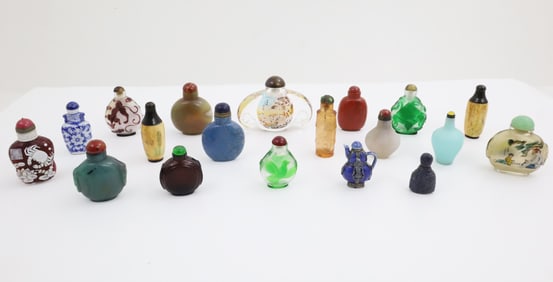 COLLECTION OF 19 ORIENTAL SNUFF BOTTLES
