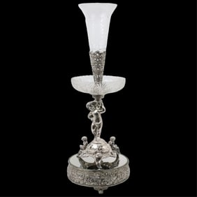 PUTTI FORMED CENTERPIECE & PLATEAU