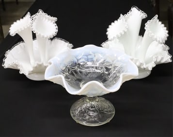 3 PC MISC LOT OF GLASSWARE