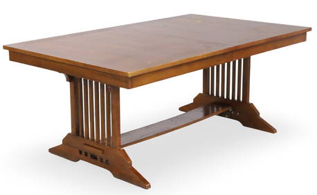 ARTS AND CRAFTS STYLE DINING ROOM TABLE (1 of 5)
