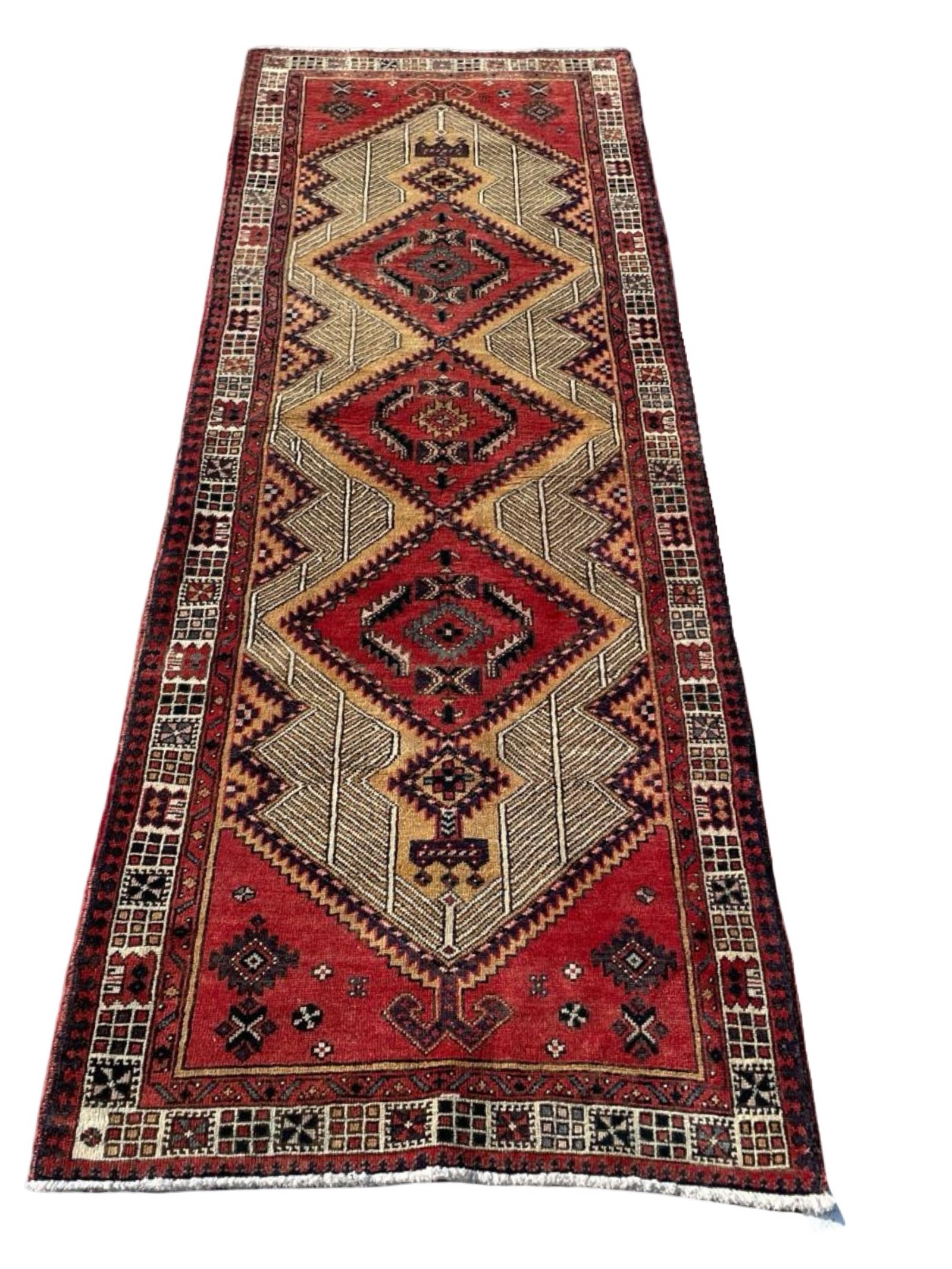 KARAHEH RUG 3'4 X 9'8: KARAHEH RUG 3'4 X 9'8