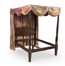 BAKER HISTORIC CHARLESTON CANOPY BED