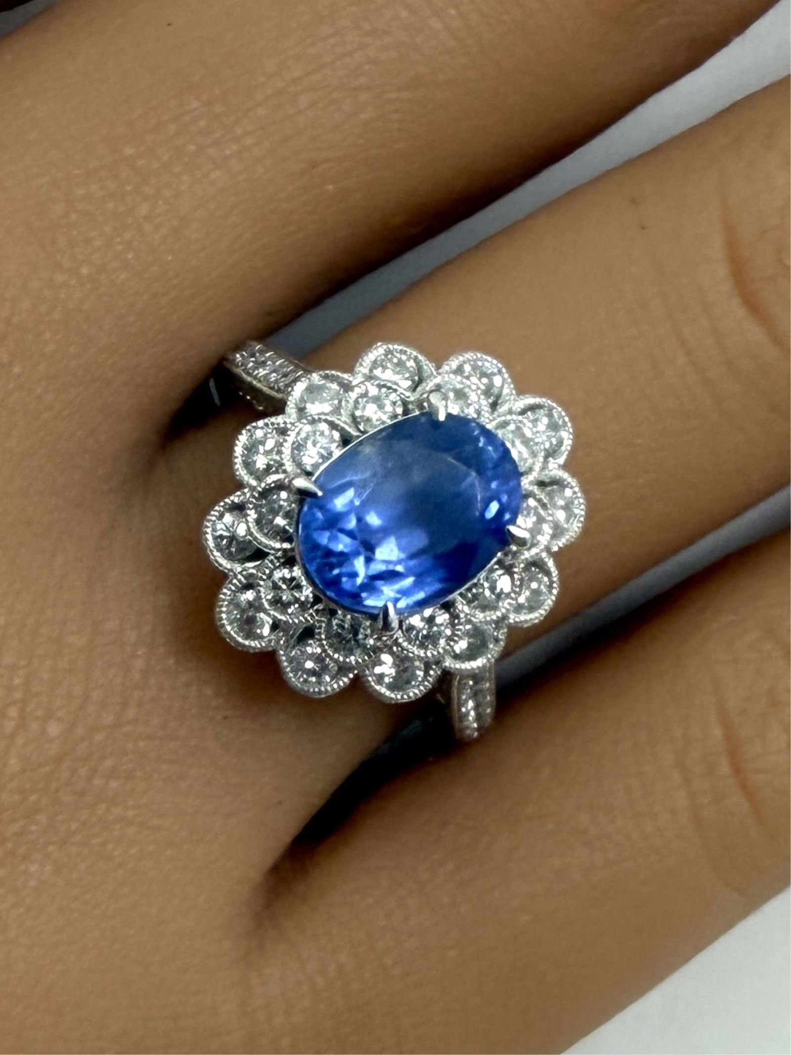 BURMESE SAPPHIRE AND DIAMOND RING (1 of 9)