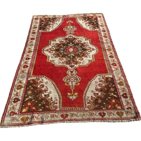 ANATOLIAN RUG 4'8 X 7'2