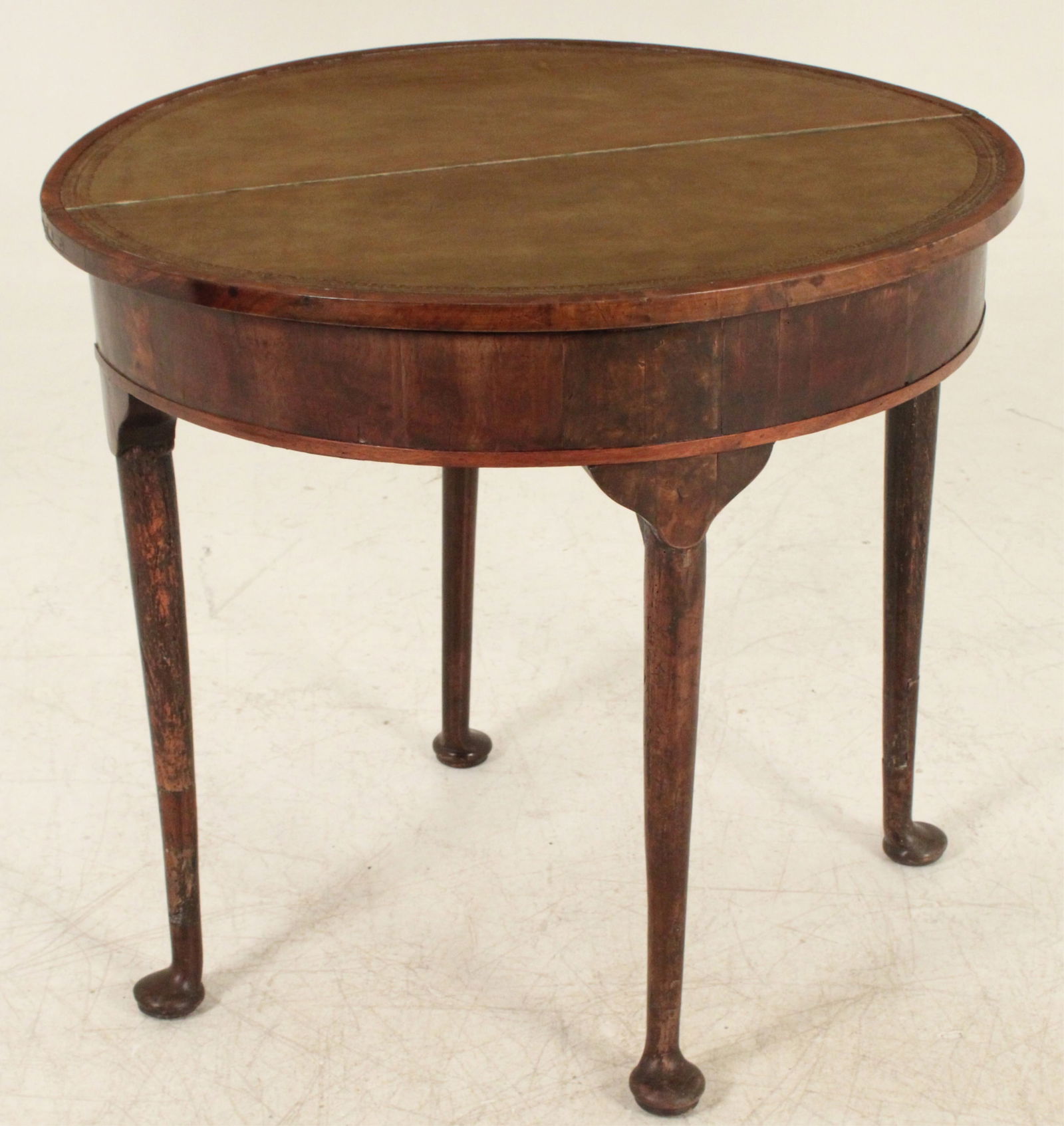QUEEN ANNE GAME TABLE - 2