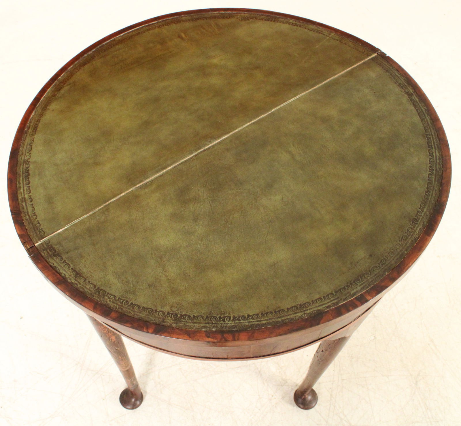 QUEEN ANNE GAME TABLE - 4