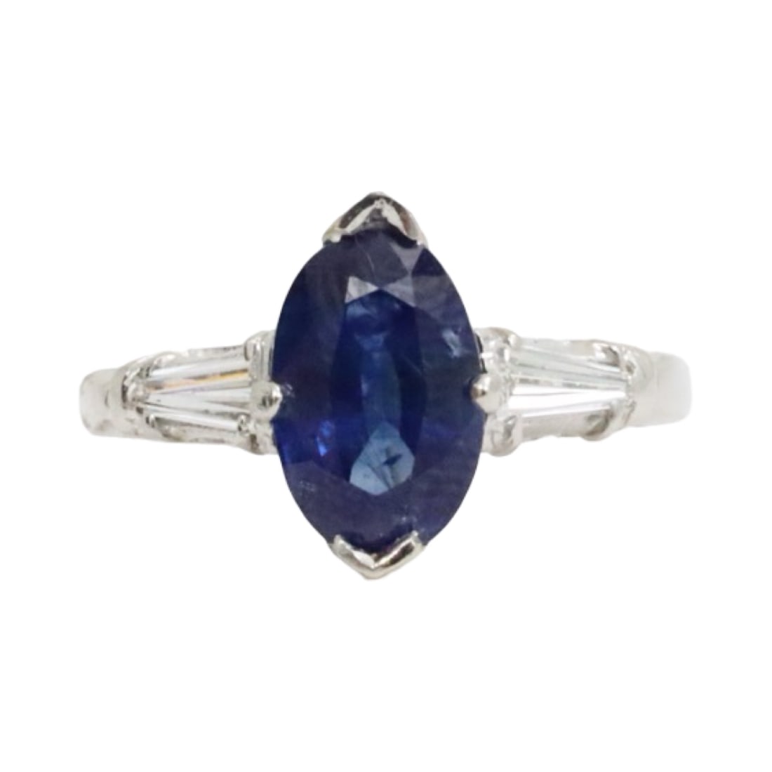 PLATINUM SAPPHIRE AND DIAMOND RING, GIA: Platinum natural sapphire ring with 2.64ct oval brilliant cut blue sapphire surrounded by .19cts of VS1-VS2 baguettes. size 5. gross weight 5.2 grams. Please see all photos, appraisal, and GIA #