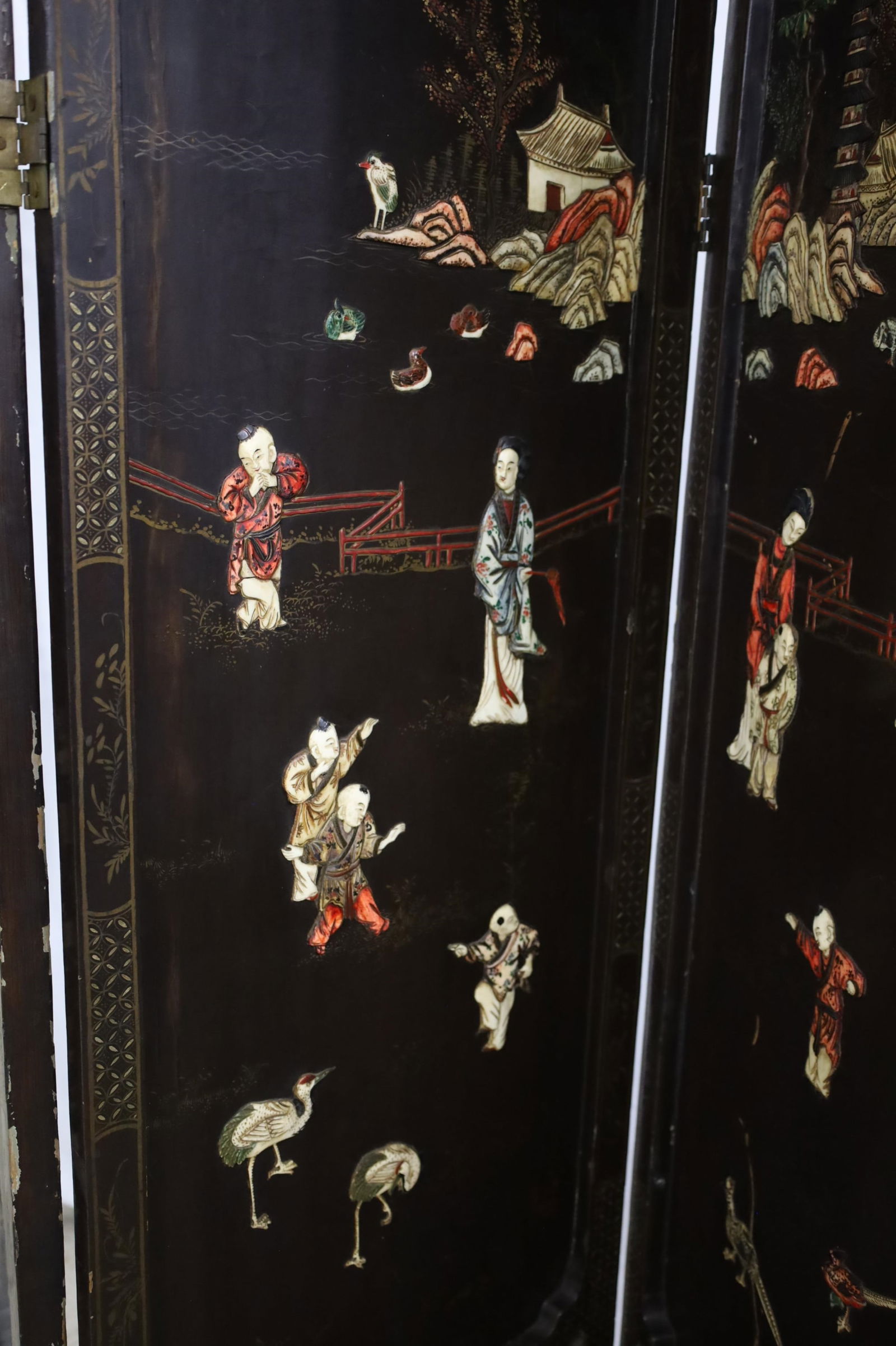CHINESE BLACK LACQUER 4 PANEL SCREEN - 3