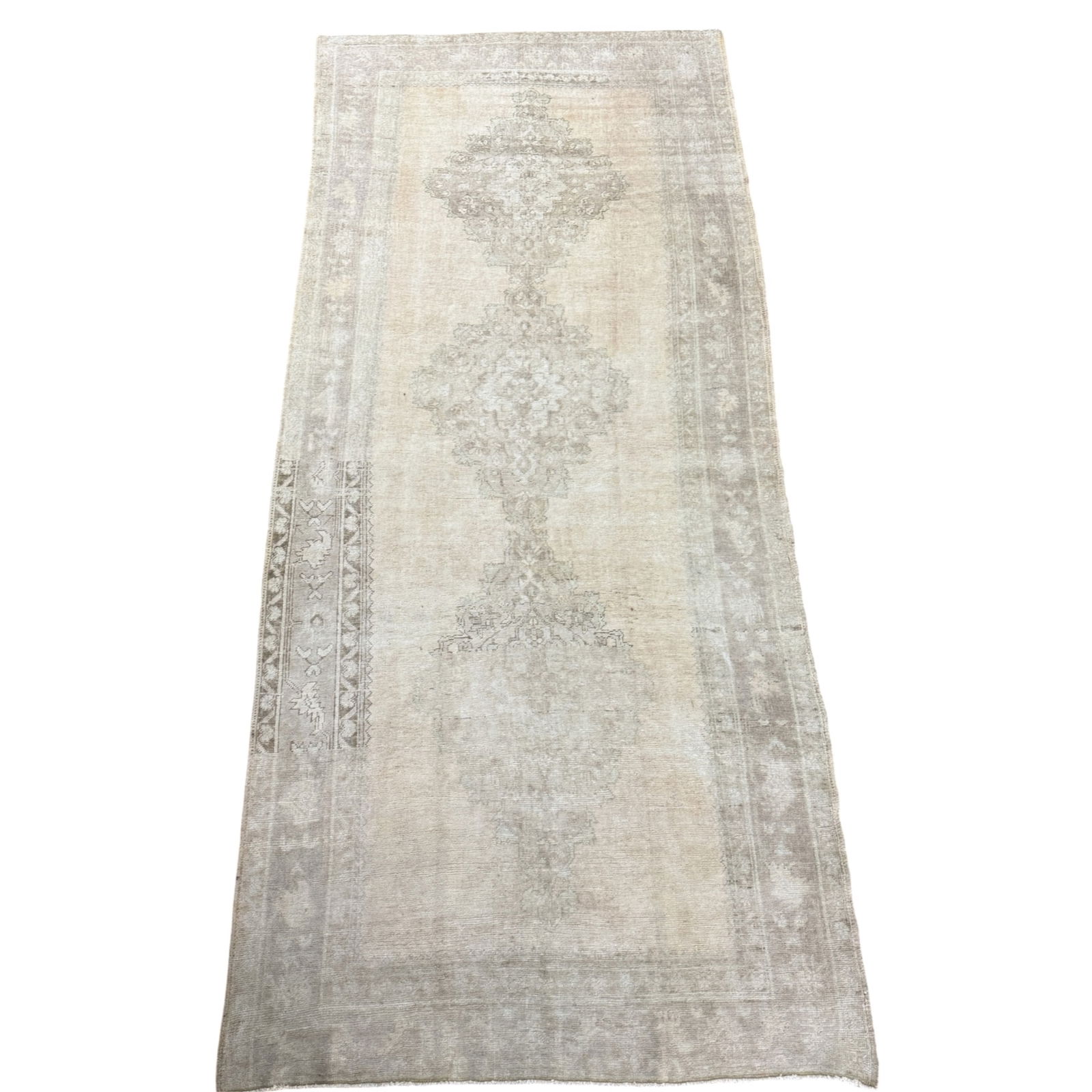 OUSHAK RUG 5'1 X 11'2 (1 of 2)