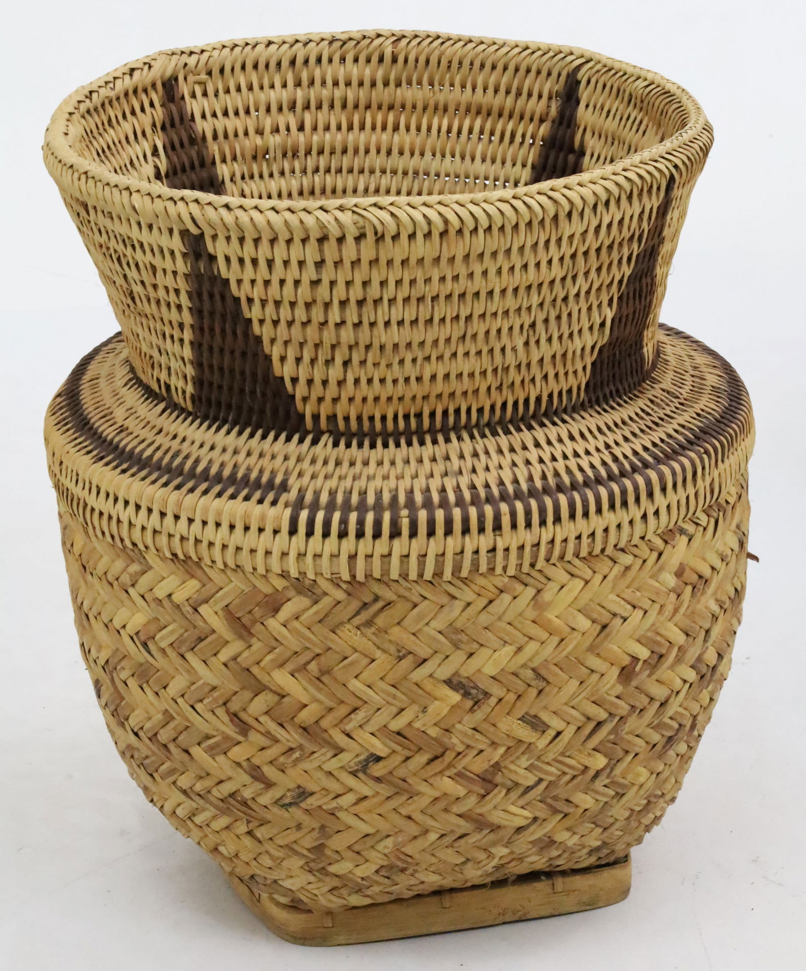 THREE NATIVE AMERICAN WOVEN BASKETS - 4