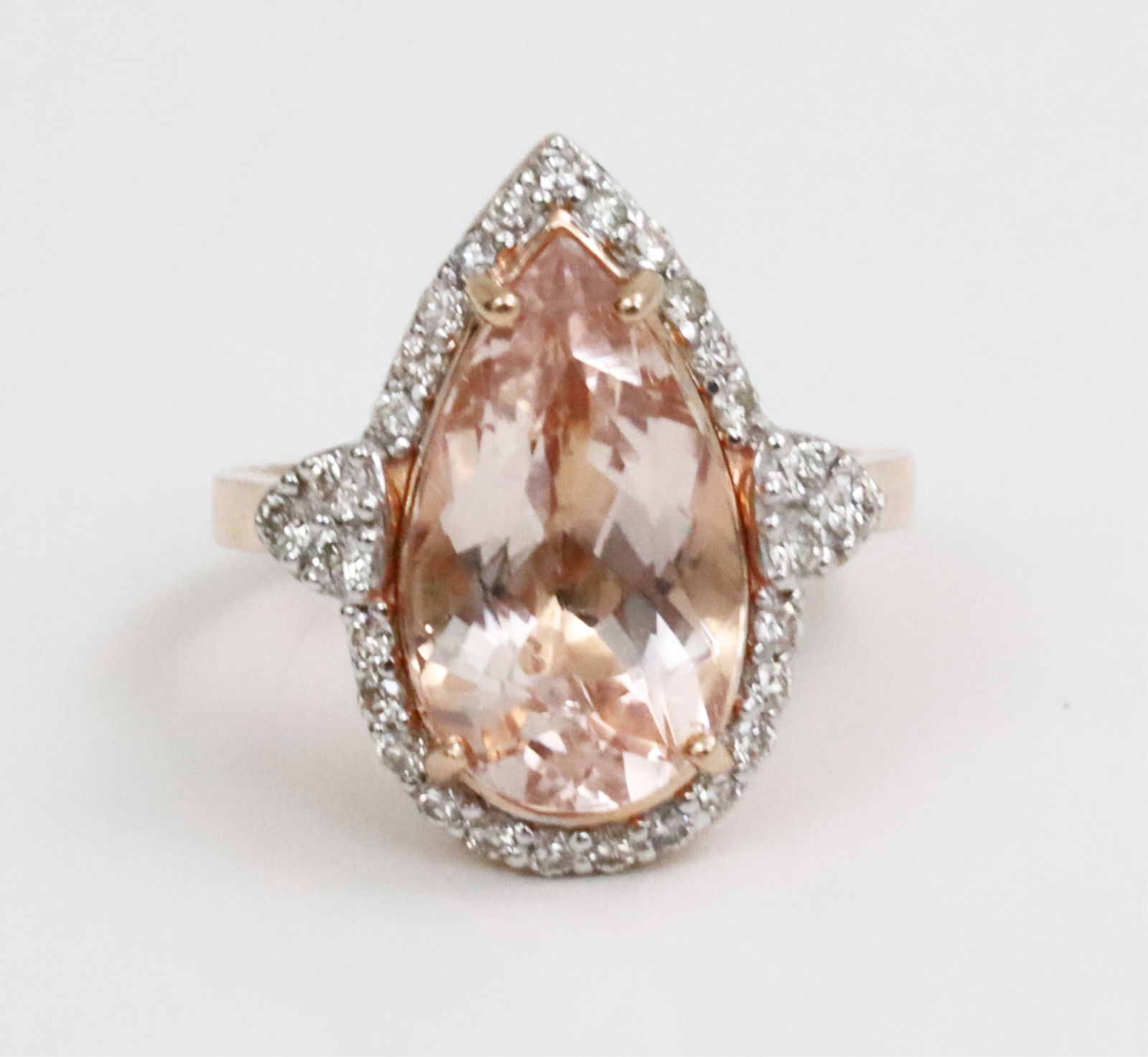 14K MORGANITE 5.11CT RING - 2