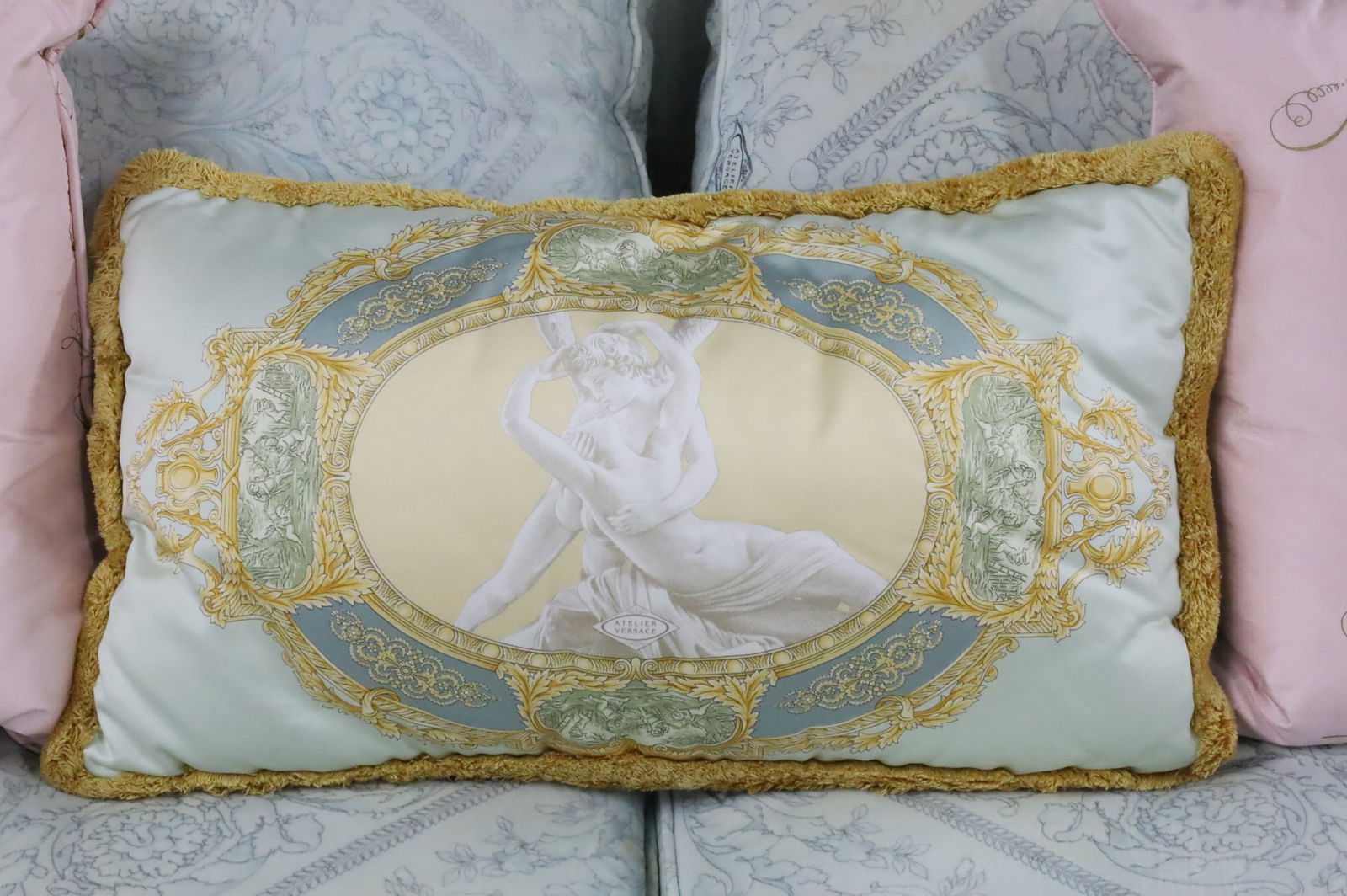 ATELIER VERSACE SOFA - 3