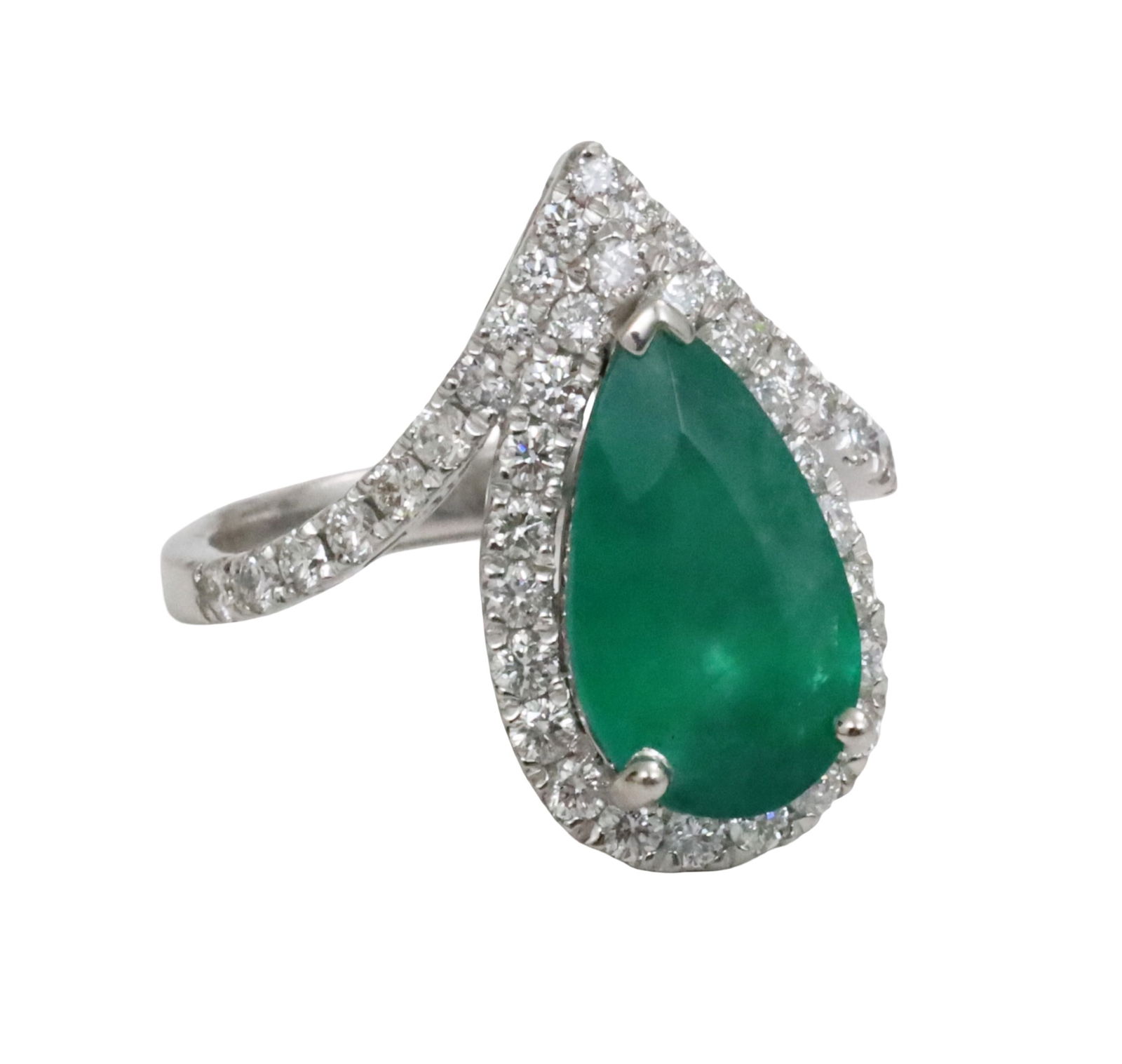 PLATINUM EMERALD AND DIAMOND RING, GIA (1 of 7)