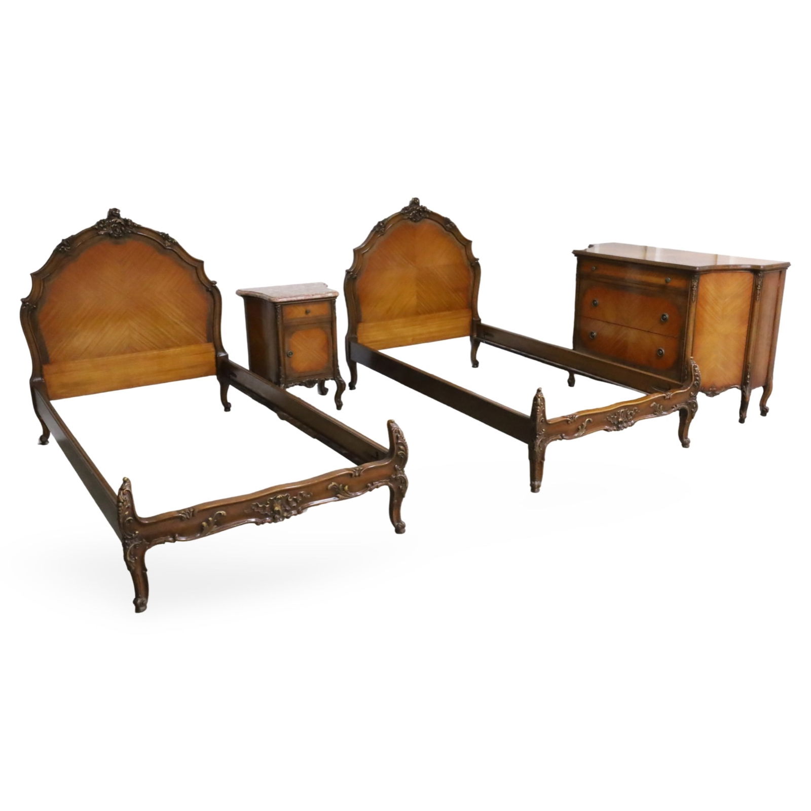 4PC LOUIS XV STYLE BEDROOM SUITE*** (1 of 4)