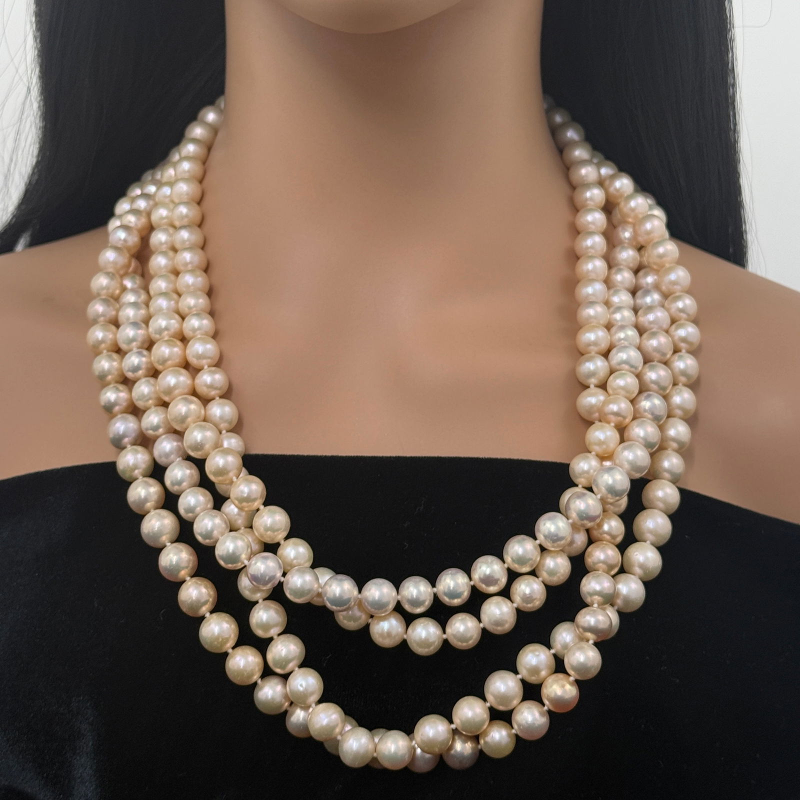 PEARL NECKLACE 102" (1 of 2)