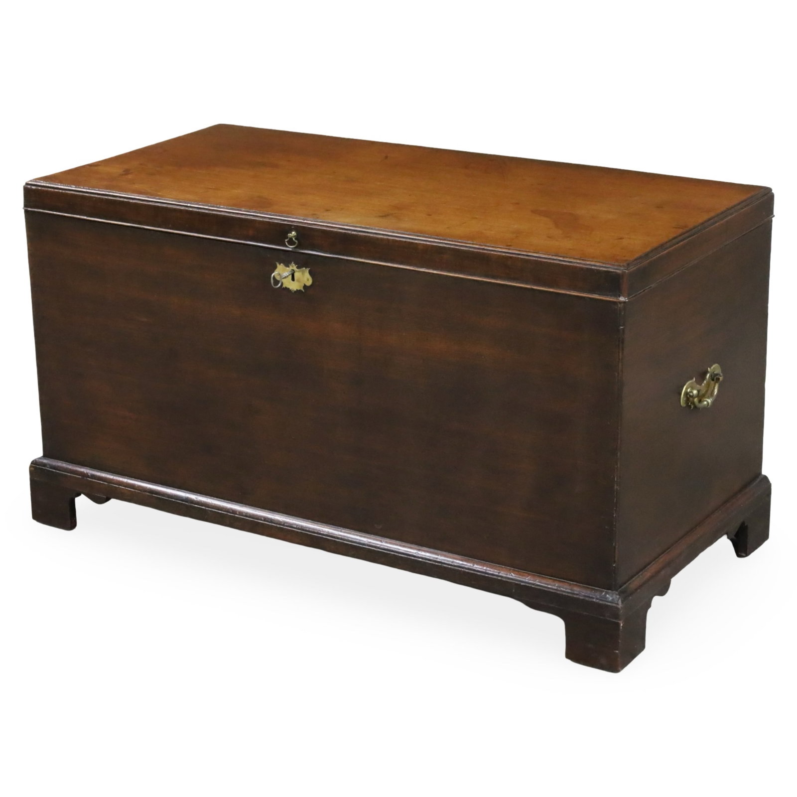 GEORGIAN STYLE MAHOGANY BLANKET CHEST: Georgian style mahogany blanket chest having a lift top and raised on bracket feet, early 20th century; 27"H 48"W 24"D