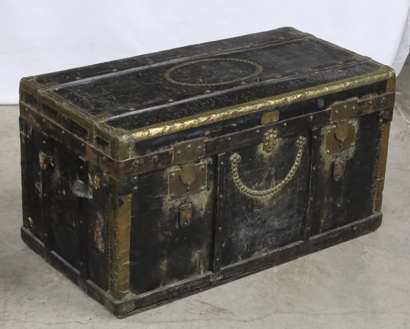 TWO ANTIQUE LEATHER STEAMER TRUNKS - 4