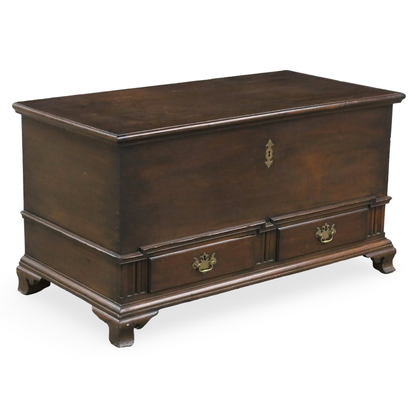 CHIPPENDALE WALNUT BLANKET CHEST, 19TH C. (1 of 5)