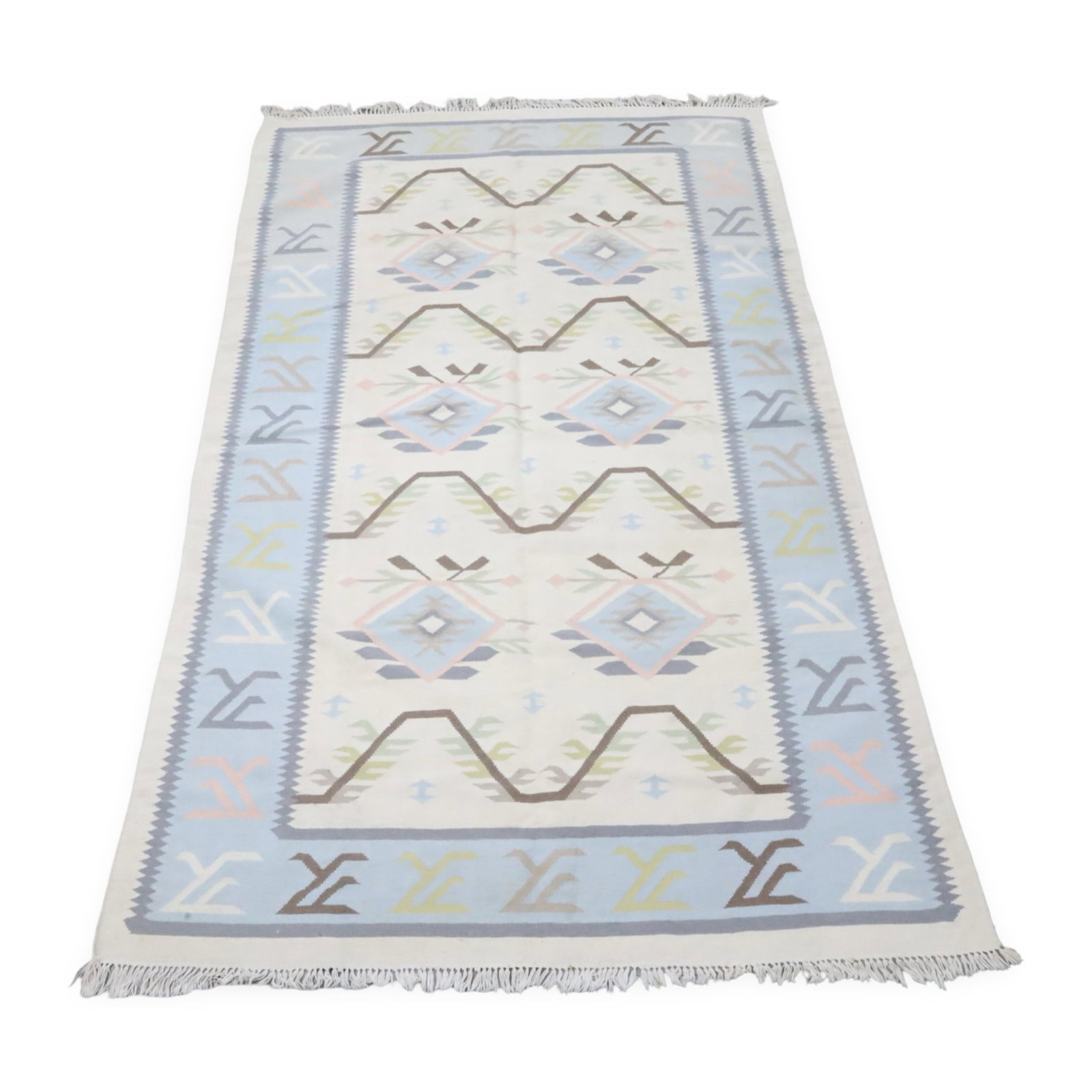 OUSHAK RUG 5'11 X 7' (1 of 4)