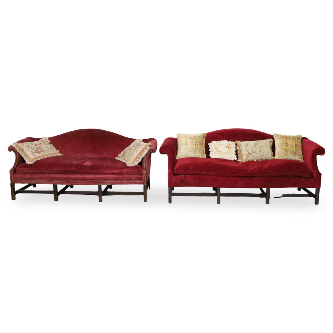 COMPANION PR ROLL ARM SOFAS