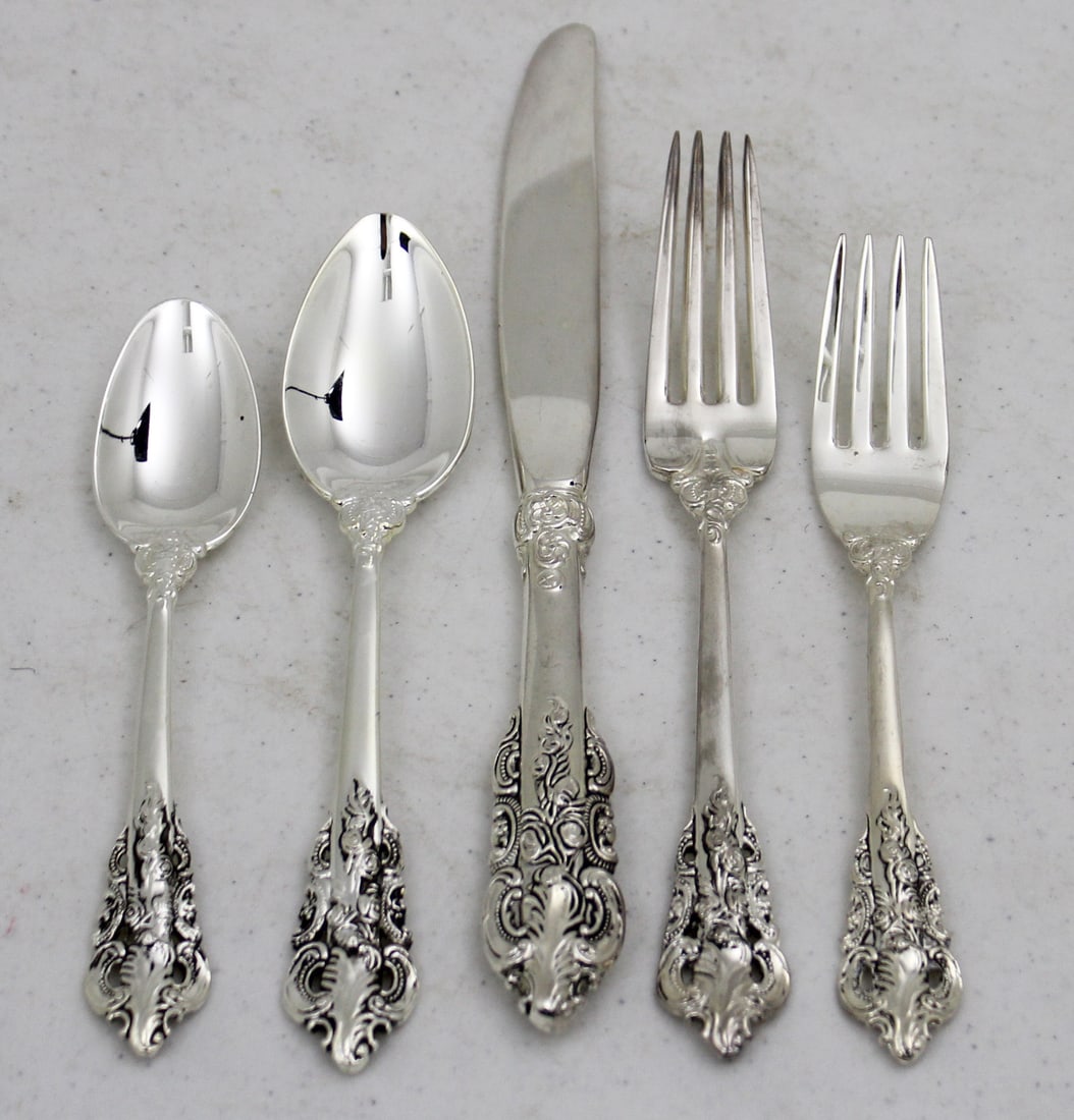 96PC SILVER PLATE FLATWARE, BAROQUE, GODINGER - 2