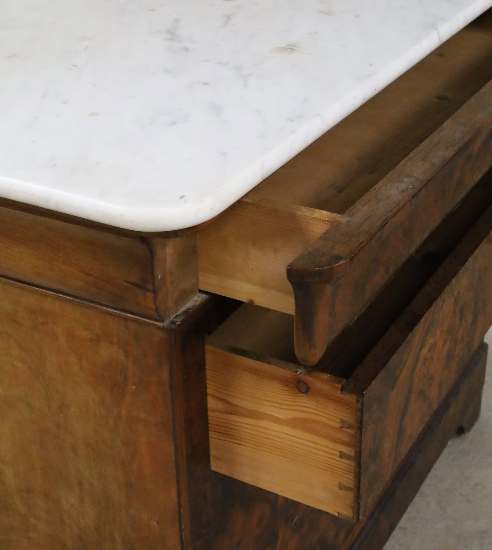 LOUIS PHILIPPE WALNUT COMMODE - 5