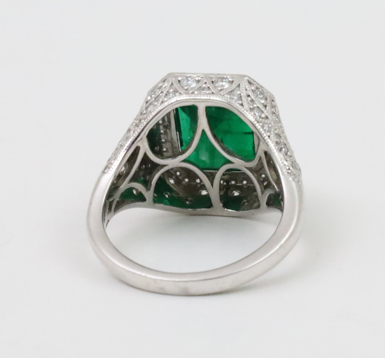 PLATINUM EMERALD AND DIAMOND RING, GIA - 6
