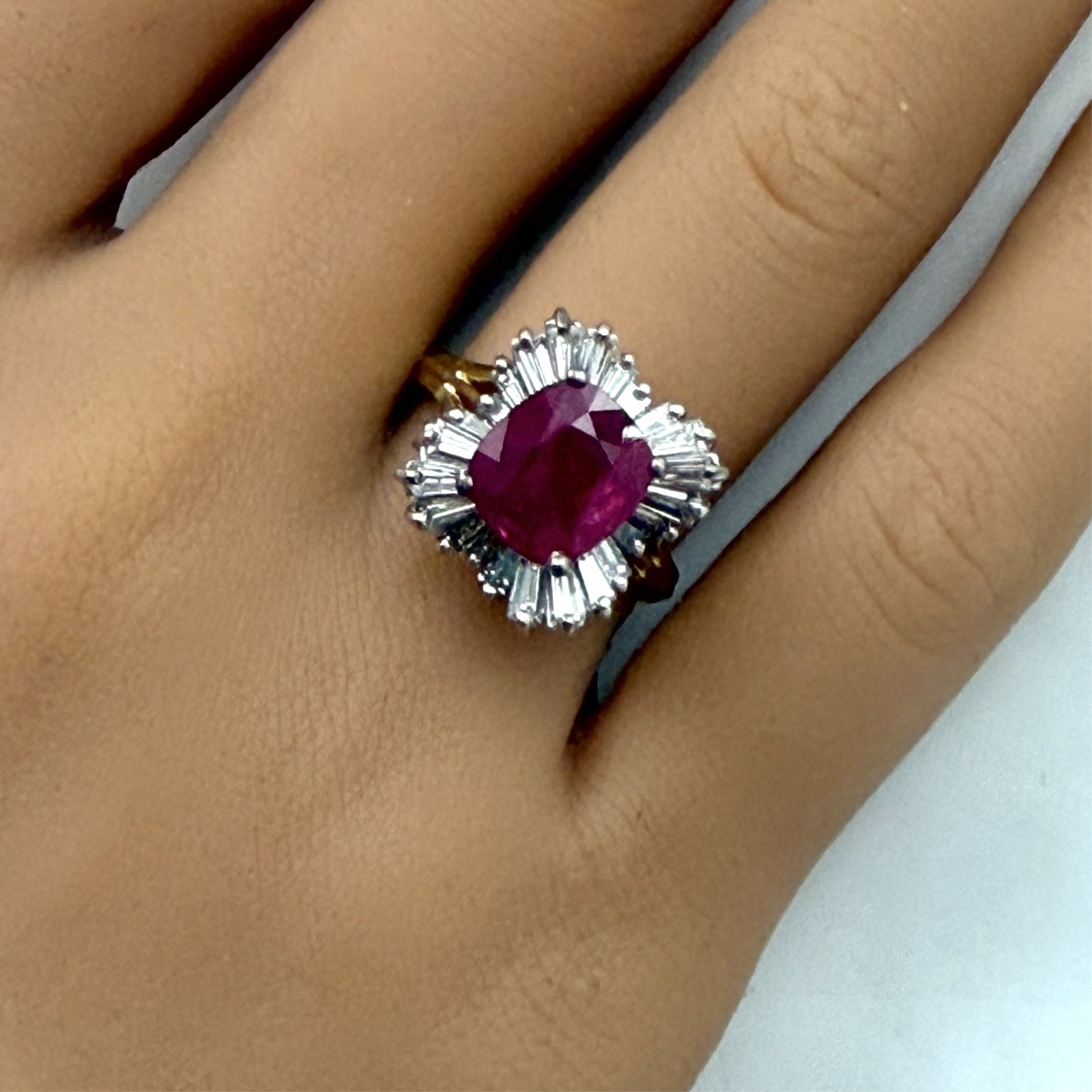 18K BURMESE RUBY AND DIAMOND RING,GIA - 2