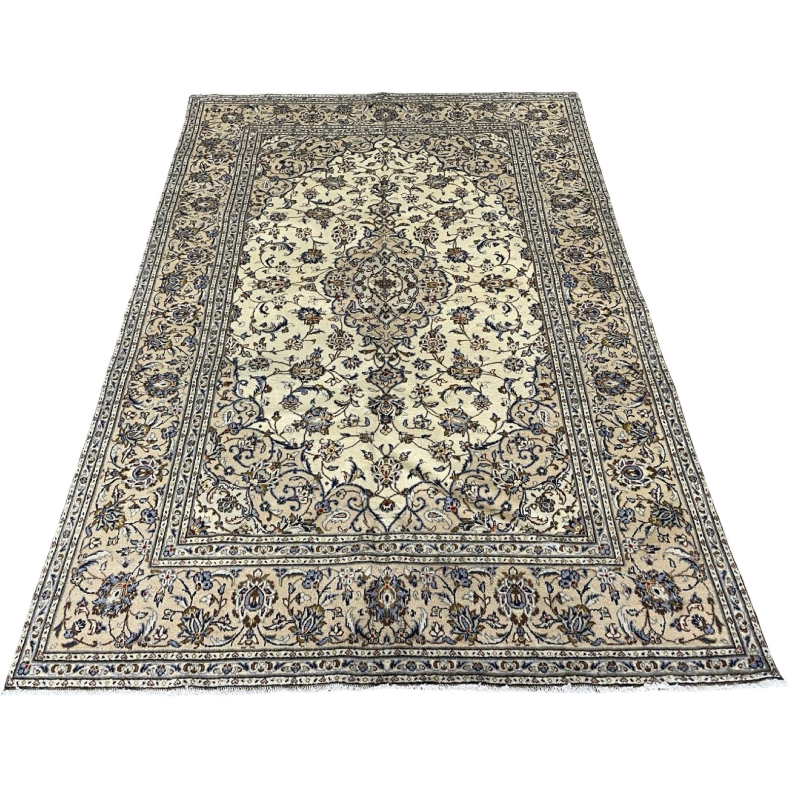KASHAN RUG 6'5 X 9'10 (1 of 2)